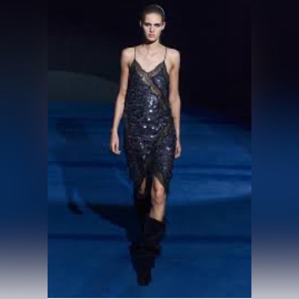 ZARA WOMAN COLLECTION, LACE SEQUIN DRESS SIZE MEDIUM NWT❣️